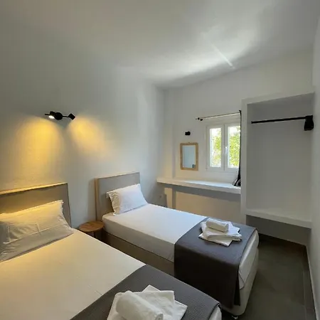 Maria's Garden Apartment
